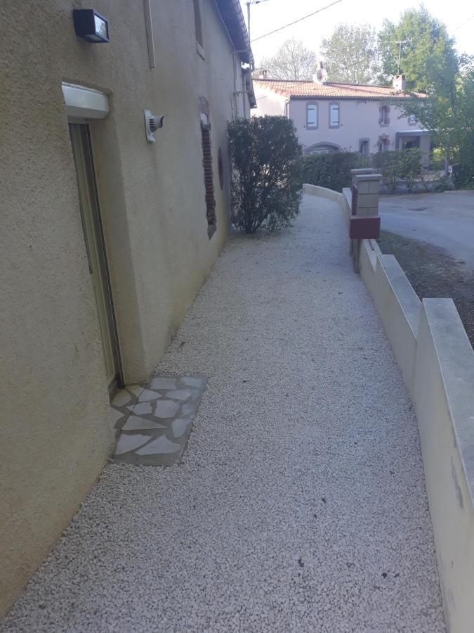Ferienwohnung Chambre Double Au Calme Proche Puy Du Fo Le Boupère Exterior foto