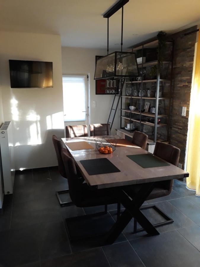 Ferienwohnung Chambre Double Au Calme Proche Puy Du Fo Le Boupère Exterior foto